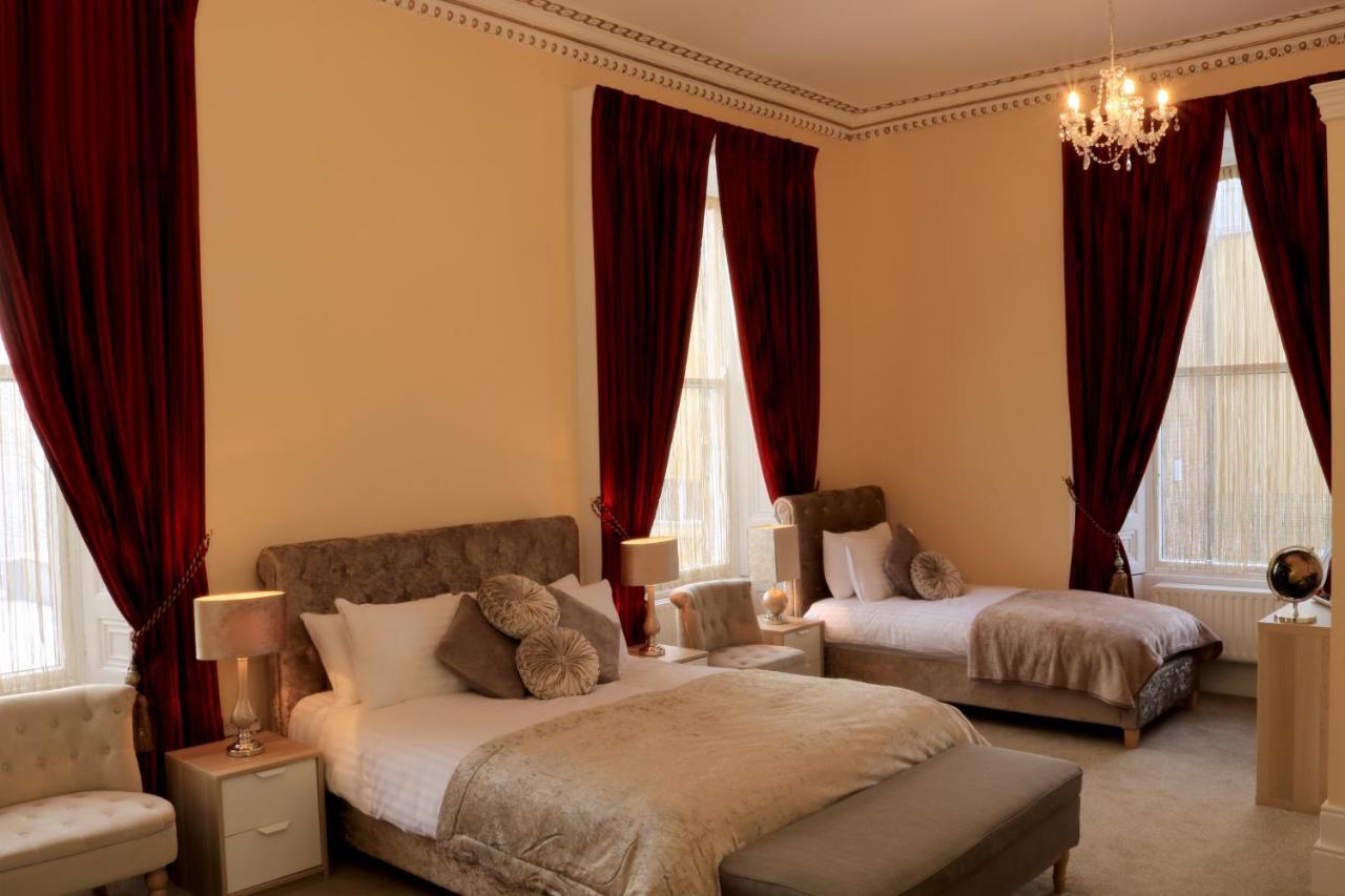Station B&B Londonderry Buitenkant foto