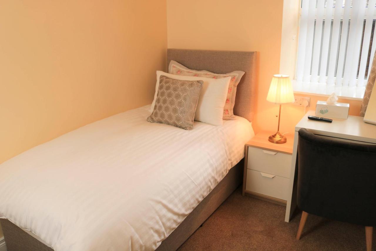 Station B&B Londonderry Buitenkant foto